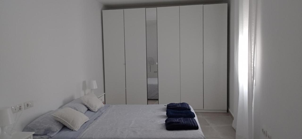 Apartamento casco histórico con ático. Appartamento Siviglia Esterno foto