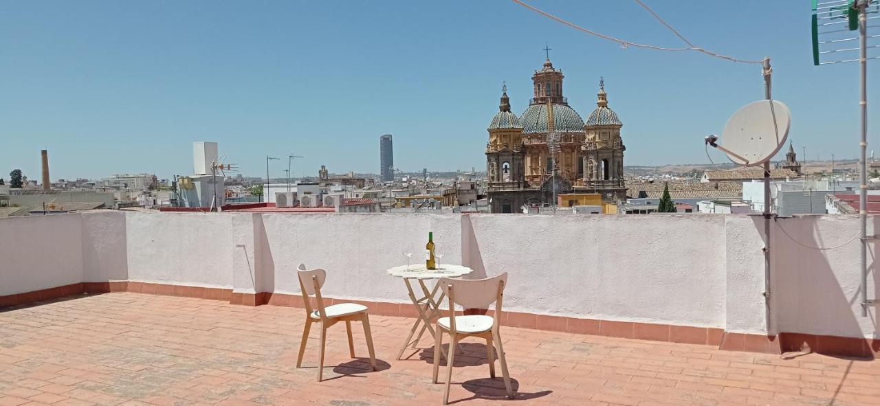 Apartamento casco histórico con ático. Appartamento Siviglia Esterno foto